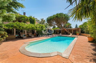  Maison � vendre 8 pi�ces 308 m� Charly