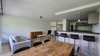  Appartement à louer 5 pièces 128 m²