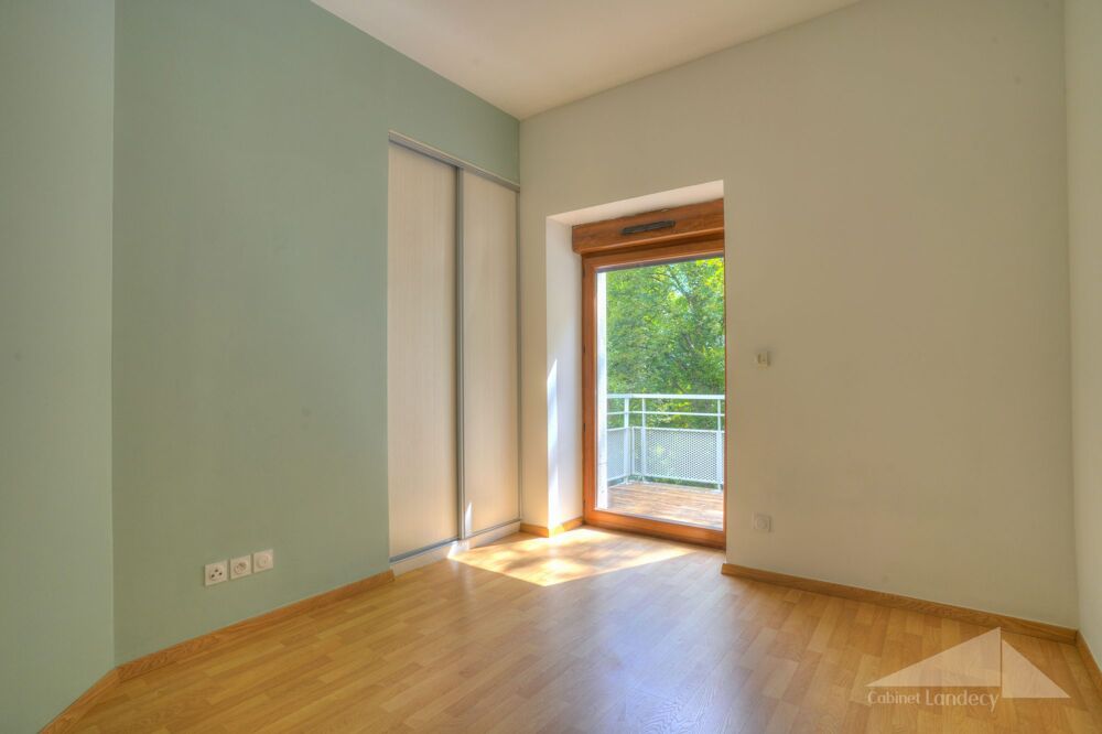 Vente Appartement Appartement 3 pièces à vendre - Thoiry Thoiry