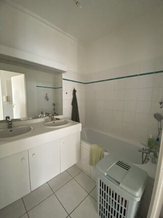  Appartement � vendre 3 pi�ces 55 m�