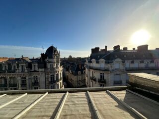  Appartement à louer 4 pièces 95 m²