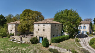  Propriété/château à vendre 15 + pièces 991 m²