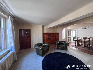  Maison à vendre 8 pièces 231 m²