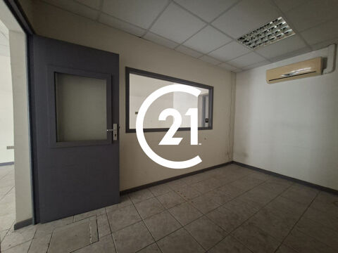   A LOUER - FORT DE FRANCE - LOCAL COMMERCIAL OU PROFESSIONNEL DE 