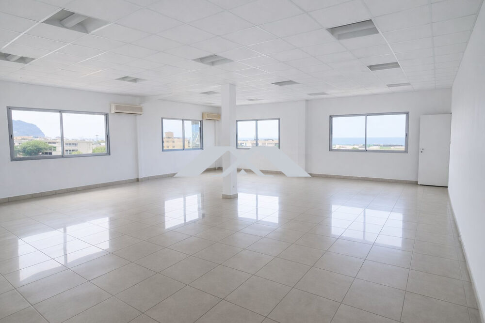   Local 380 m² Saint Denis Saint-denis