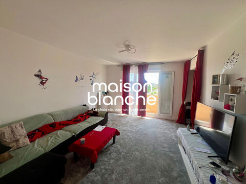   Saint Maixent Appartement 4 pièce(s) 82 m2 Appartement - 4 pièce(s) - 82 m²