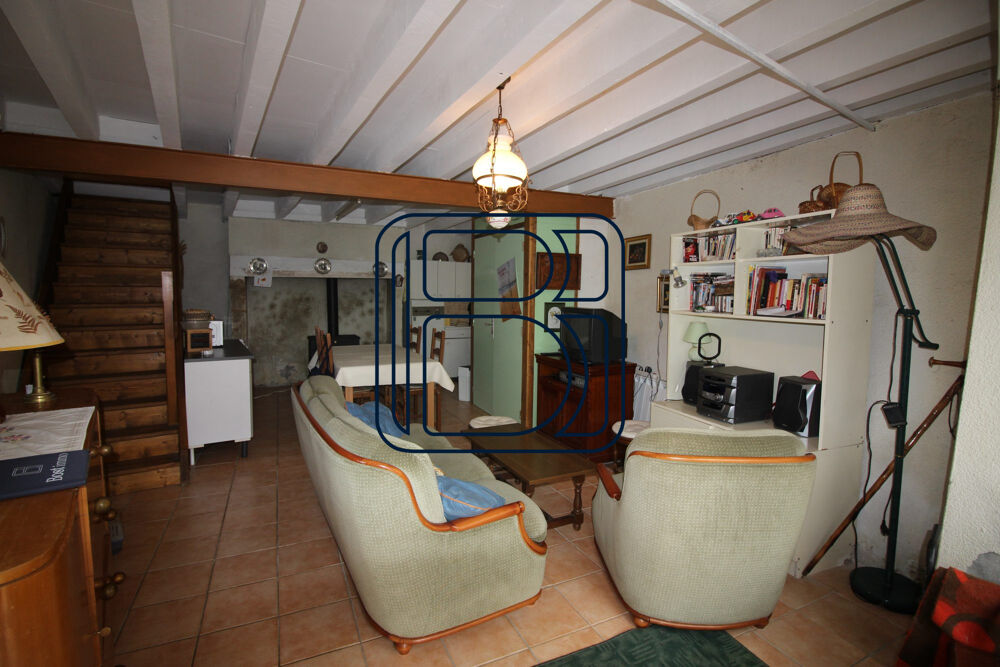 Maison de bourg avec garage non attenant