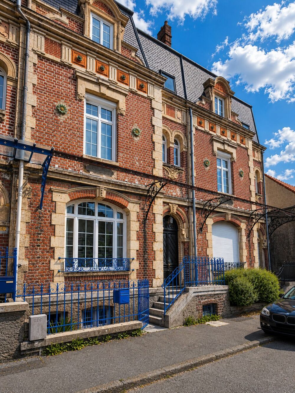 Demeure bourgeoise de caractère  5 chambres, jardin et fort