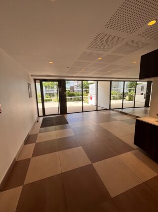  Appartement à louer 2 pièces 37 m²
