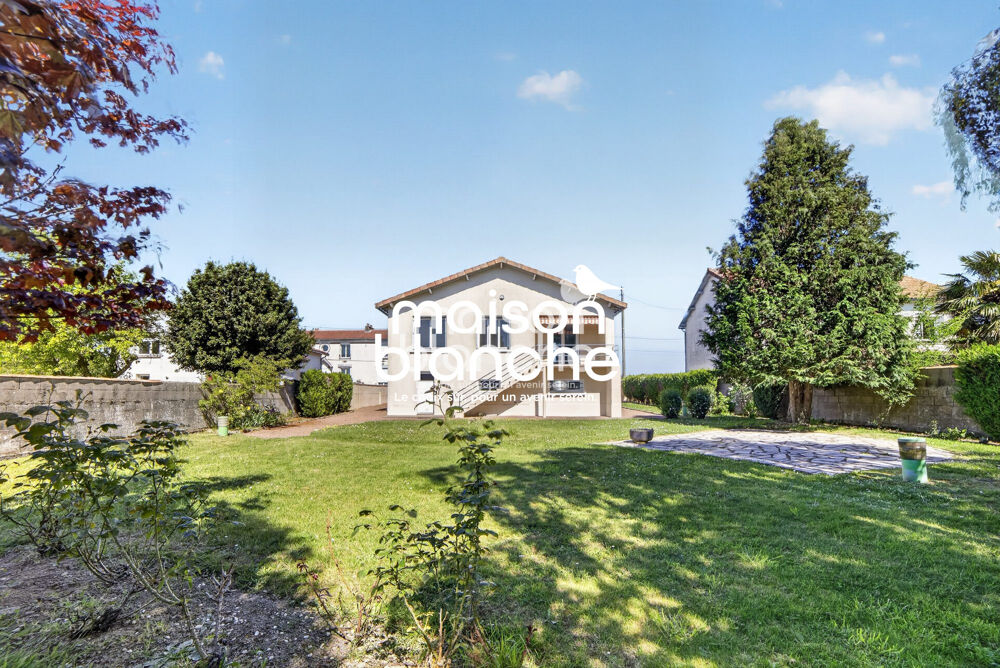 Vente Maison Maison à vendre Châtillon-sur-Thouet Châtillon-sur-thouet