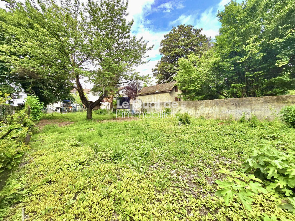   À vendre : Terrain Idéalement Situé & Plat à Grenoble 
