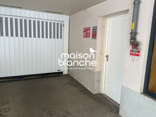  Parking / Garage  vendre 16 m