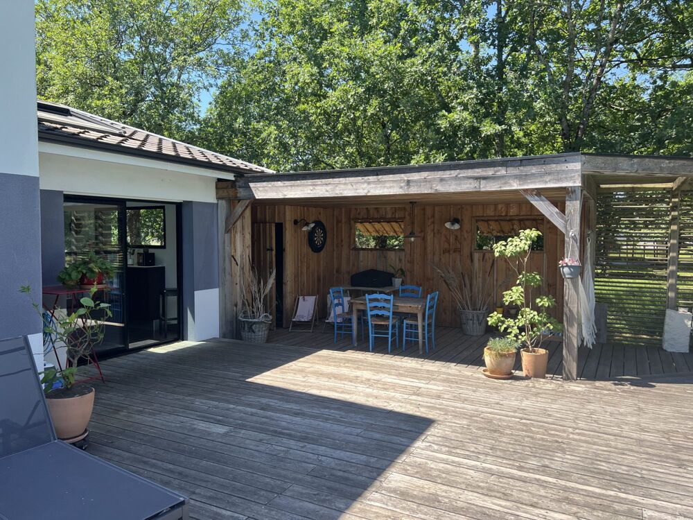 Vente Maison Maison contemporaine de 228m2 avec piscine et dépendance à Bla Blanquefort