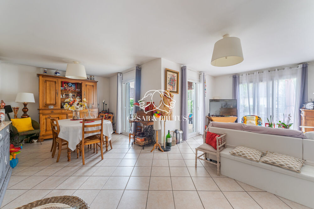 MAISON 6 PIÈCES  CENTRE DE MORESTEL