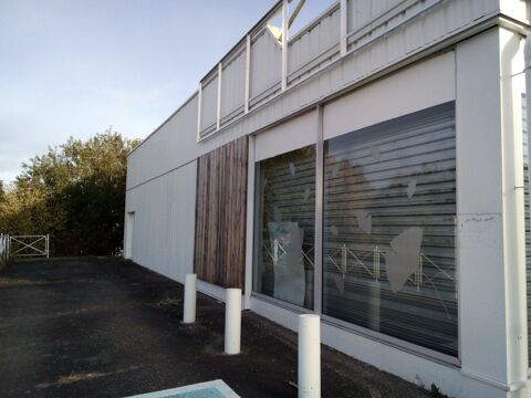   Local Commercial de 900 m² au Sud de Limoges à louer ! 
