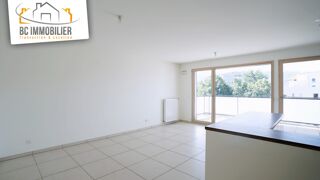  Appartement à louer 3 pièces 68 m²