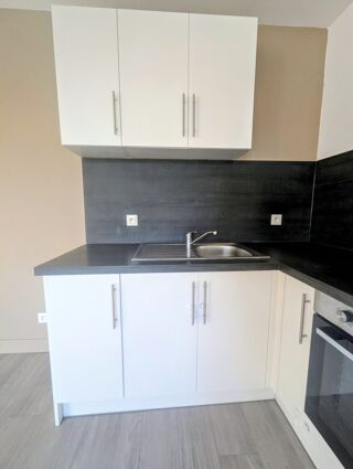  Appartement à louer 2 pièces 43 m²