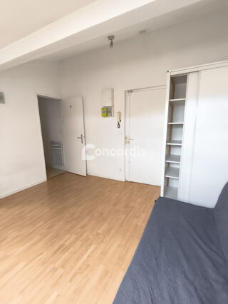  Appartement à louer 1 pièce 15 m²