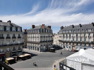  Appartement à louer 3 pièces 79 m²