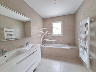  Maison  vendre 4 pices 140 m