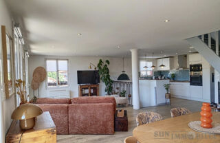  Maison à vendre 10 pièces 166 m²