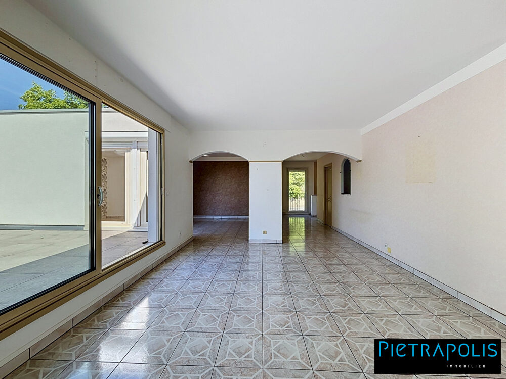Duplex lumineux avec vaste séjour & terrasse S/O  Vue dégag