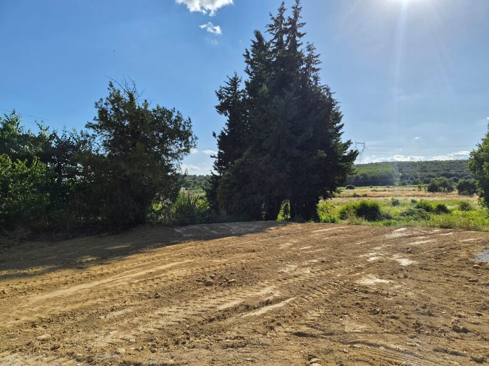   Joli terrain constructible avec vue 