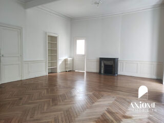 Appartement à louer 5 pièces 130 m²