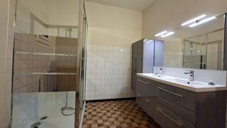  Maison � vendre 9 pi�ces 229 m�