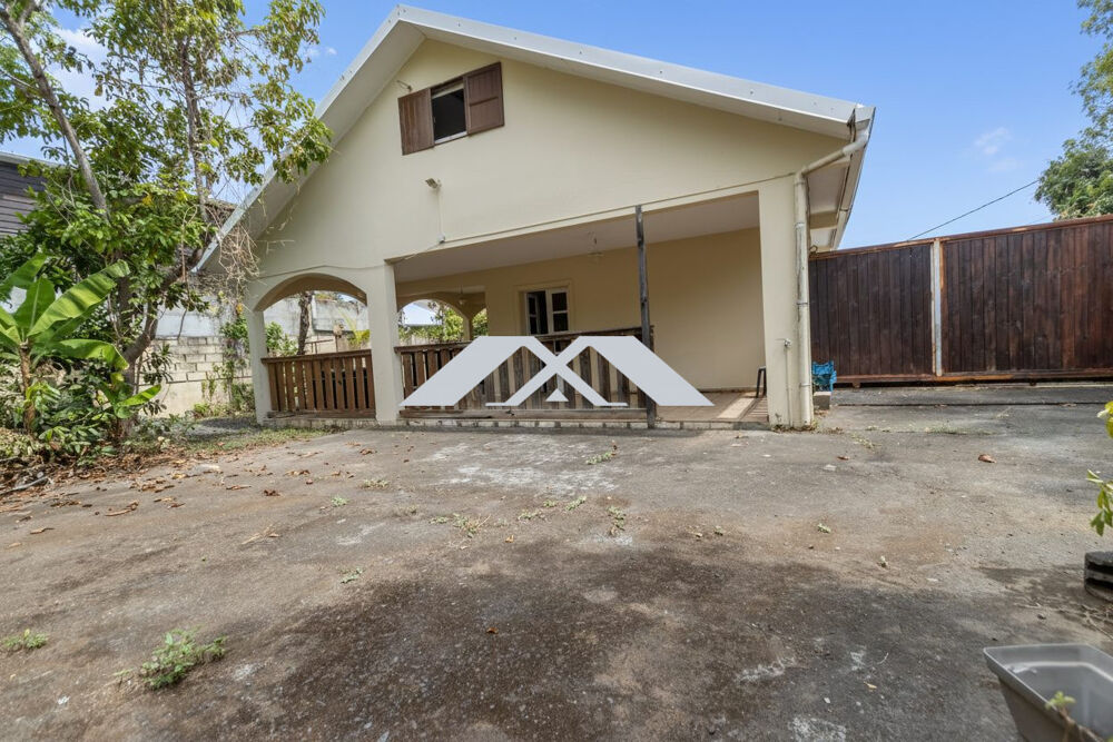 Grande maison F5 Saint Joseph Manapany