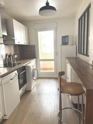  Appartement � louer 4 pi�ces 84 m�