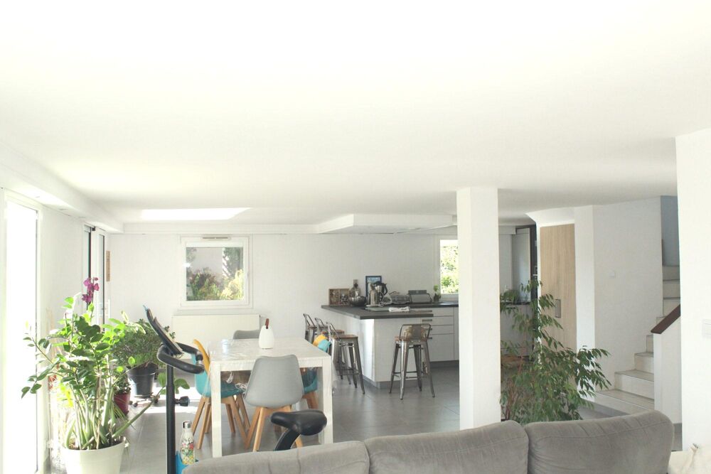Vente Maison Maison familiale 158m2 + Garage 20m2 Rillieux-la-pape