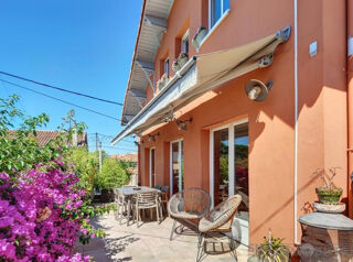  Maison à vendre 10 pièces 166 m²