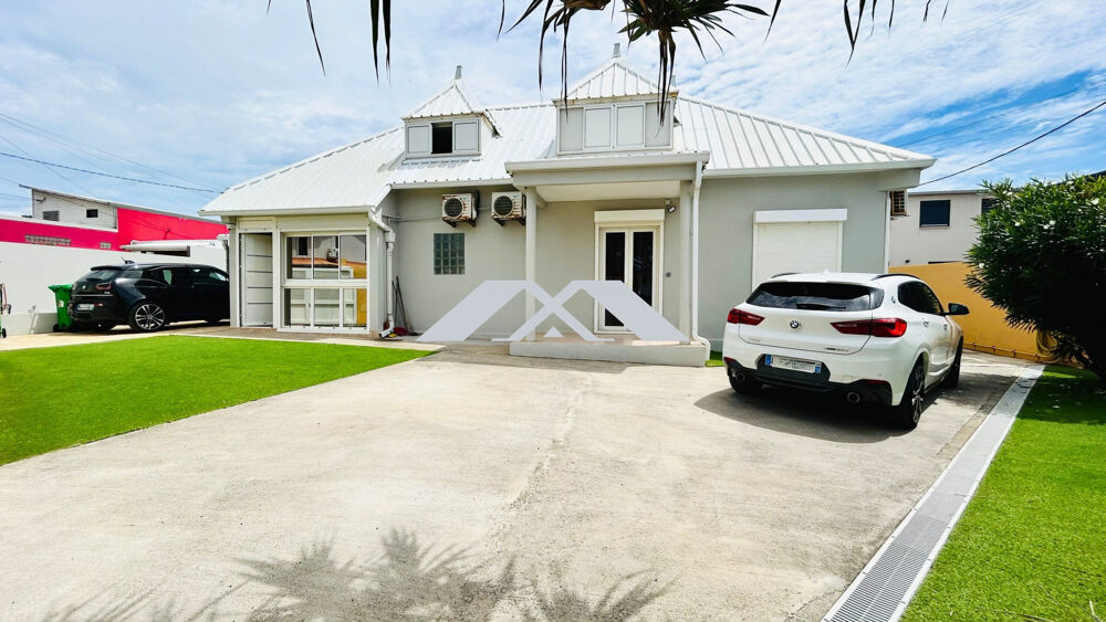 � vendre  Maison Saint-Pierre (97410)