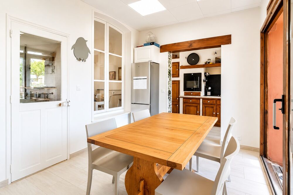 Demeure bourgeoise de caractère  5 chambres, jardin et fort