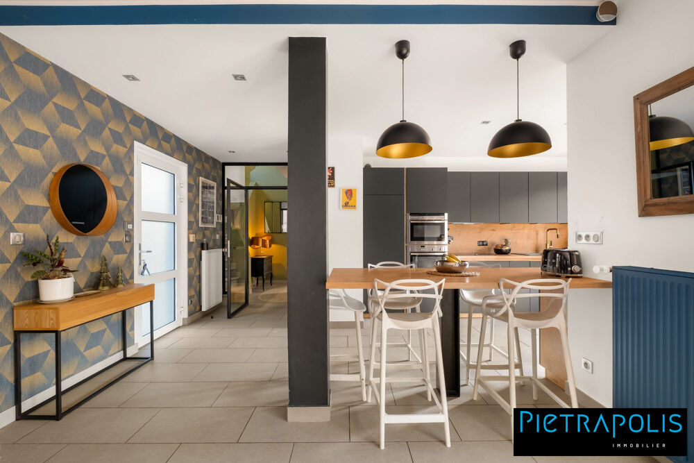 Vente Maison Maison contemporaine 5 chambres avec piscine et 1200m2 de terrai La tour-de-salvagny