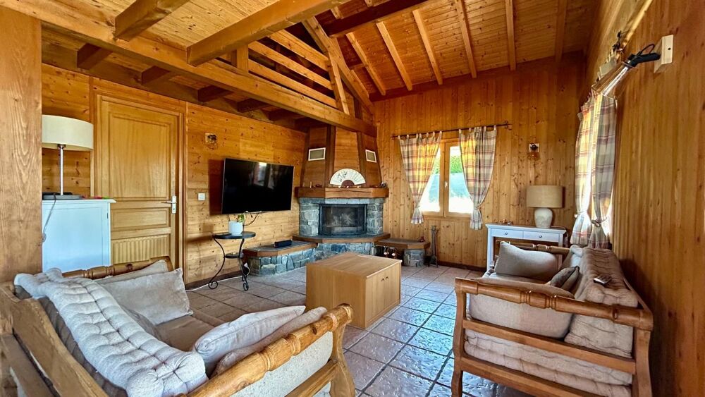 CHALET plein de charme !