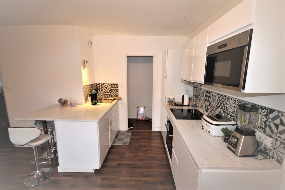 Location Appartement très grand T2 avec balcon au calme proche Promenoir Villefranche-sur-saône