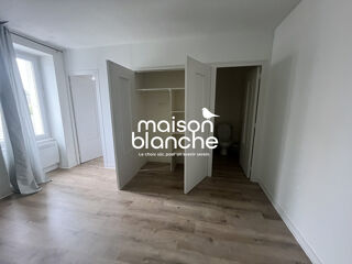  Appartement à louer 2 pièces 37 m²