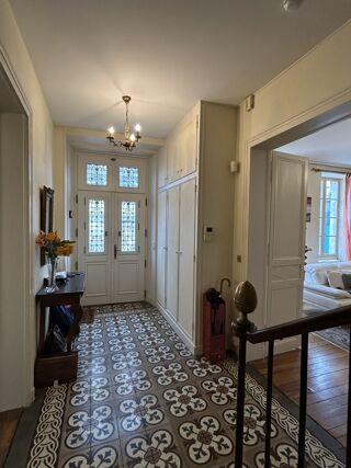  Maison � vendre 9 pi�ces 252 m�