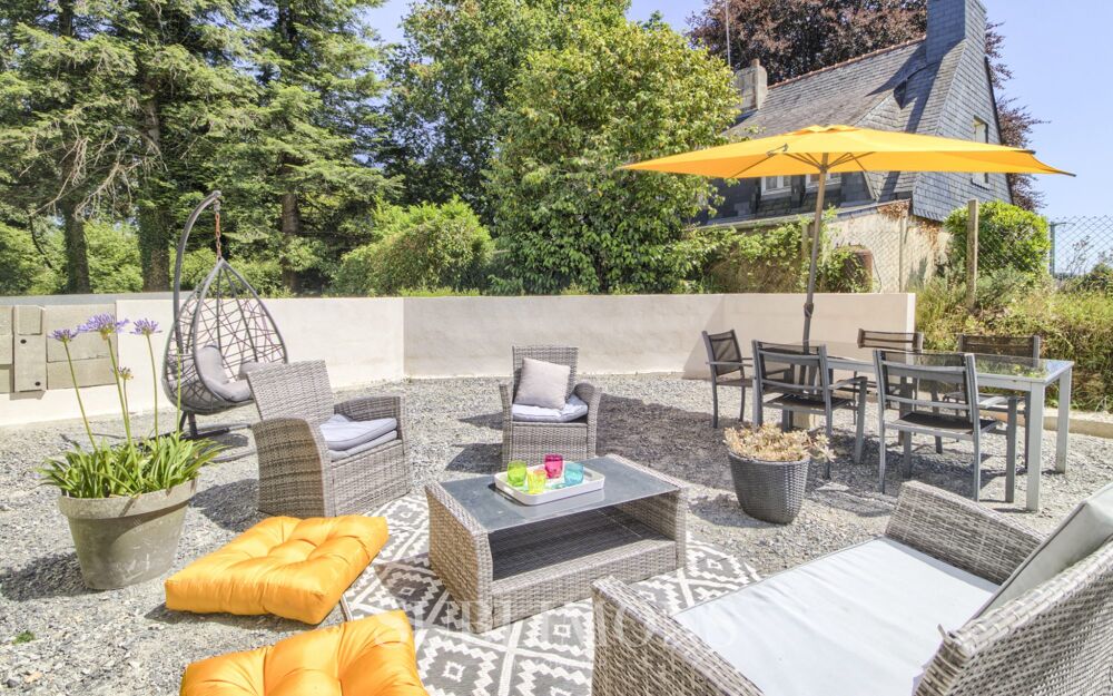 Maison rénovée avec jardin  420 m²  Questembert