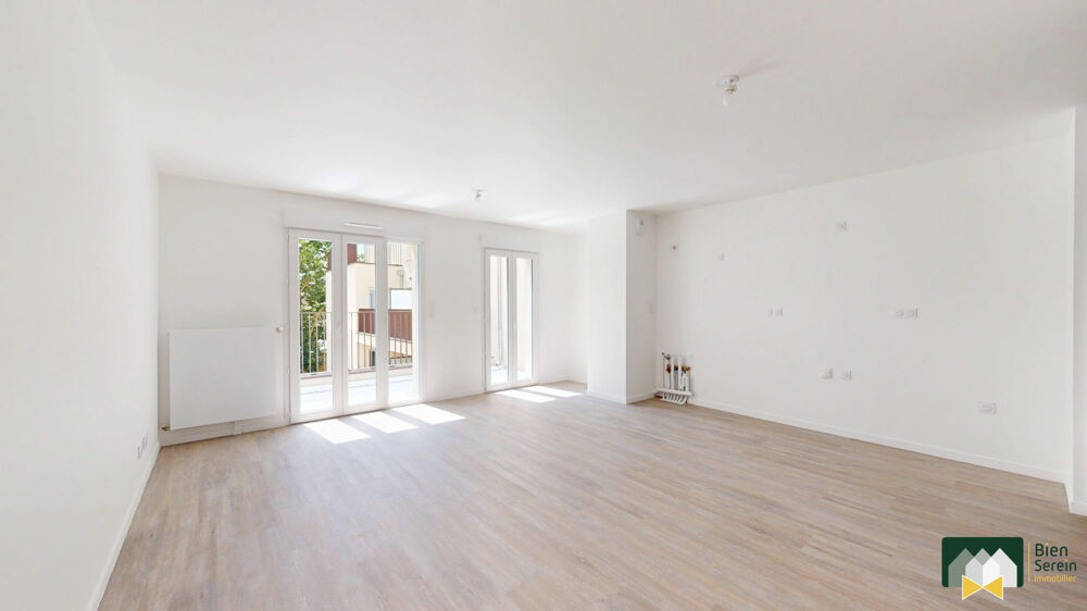 Appartement 3 pièces avec stationnement et balcon - LUISANT