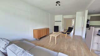  Appartement à louer 5 pièces 128 m²