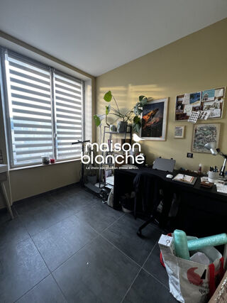  Appartement à louer 3 pièces 62 m²