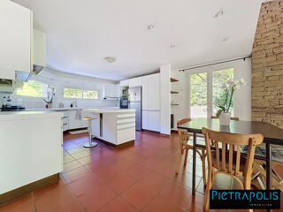  Maison à vendre 8 pièces 230 m²