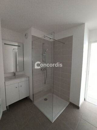  Appartement à louer 2 pièces 43 m²