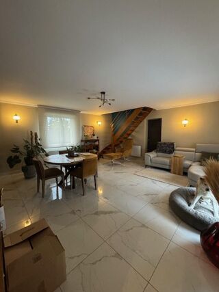  Maison � vendre 8 pi�ces 180 m�