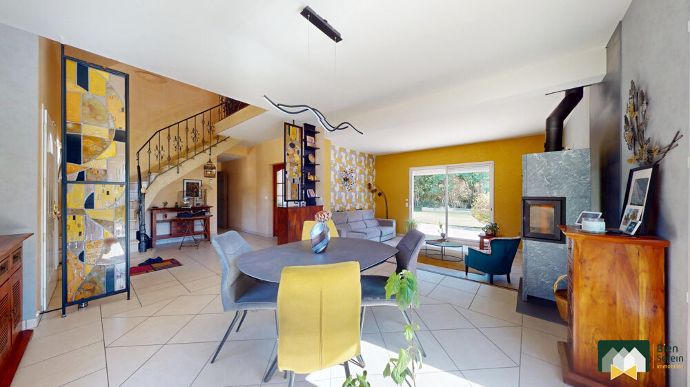 Vente Maison MAISON FAMILIALE 5 CHAMBRES AVEC GARAGES ET JARDIN– SAINT-PRES Saint-prest