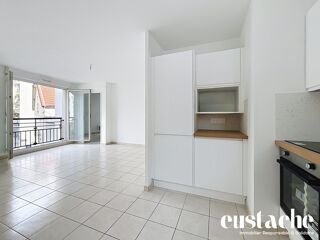 Appartement 2 pièces 47 m² · à Paris 19 · 47 m² · 354 000 €