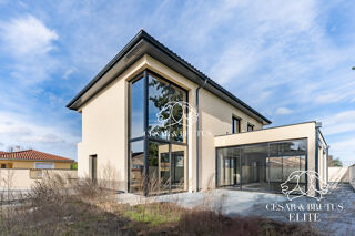  Maison � vendre 7 pi�ces 500 m�